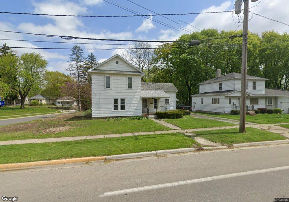 335 S Mckenzie St, Adrian, MI 49221 - photo 1