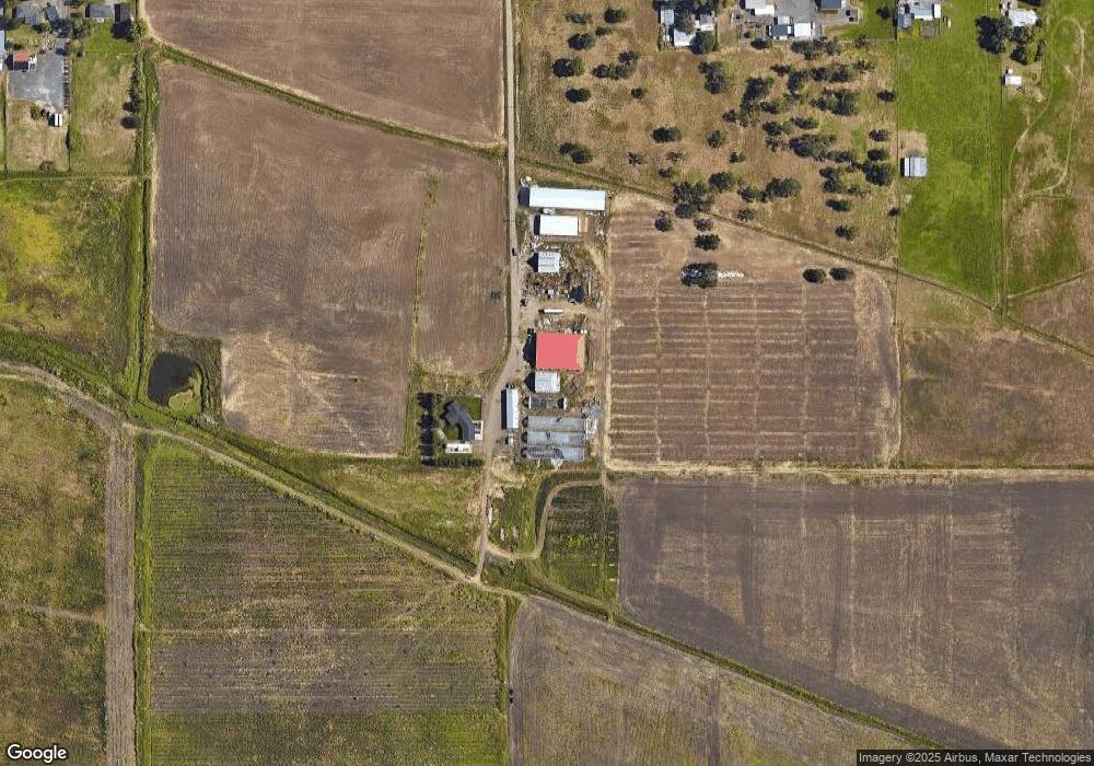 714 E Gregory Rd, Central Point, OR 97502 - photo 1