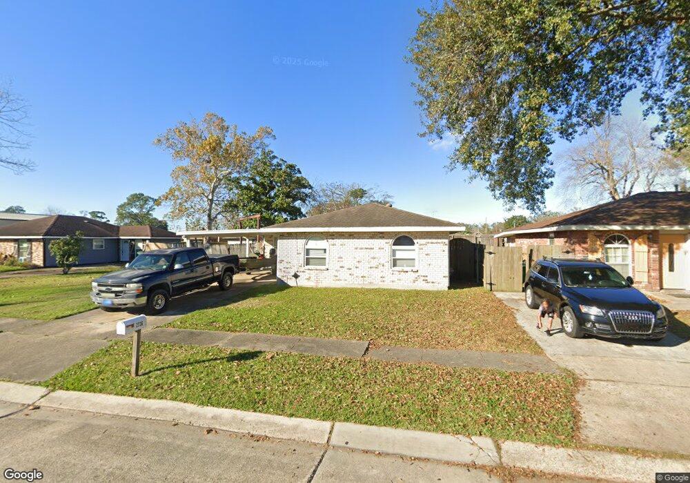 2736 Russell Dr, Marrero, LA 70072 - photo 1