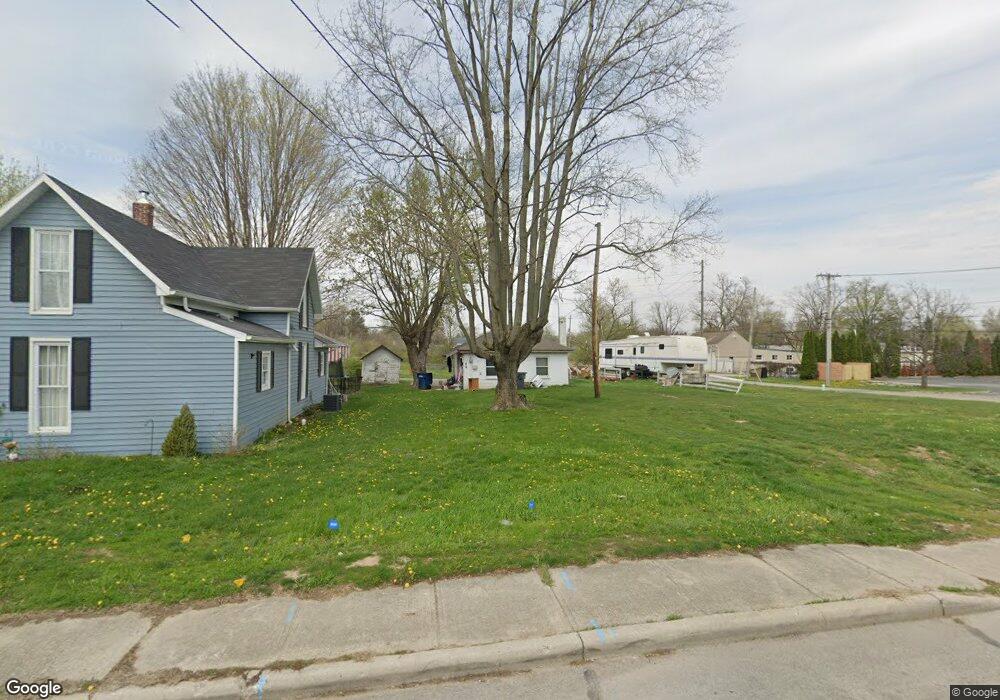 104 W Vinyard St, Anderson, IN 46012 - photo 1