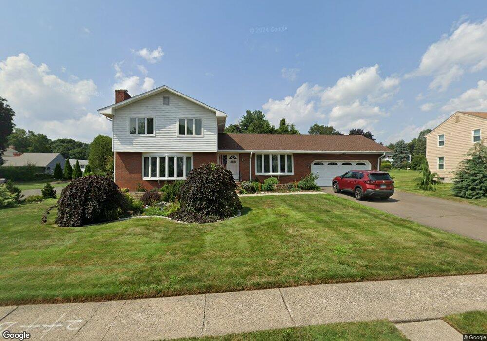 19 Cricket Knoll, Wethersfield, CT 06109 - photo 1