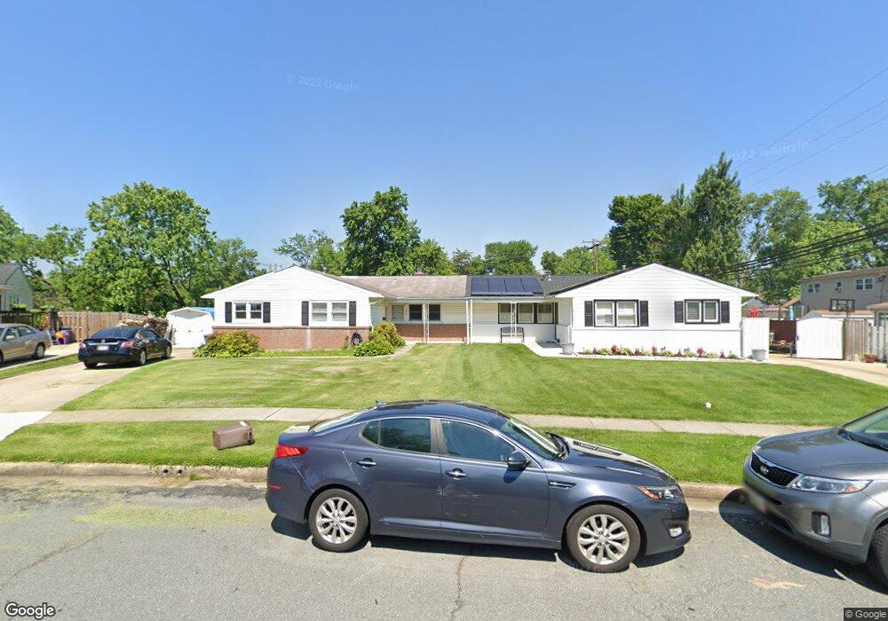 8436 Hallmark Cir, Parkville, MD 21234 - photo 1