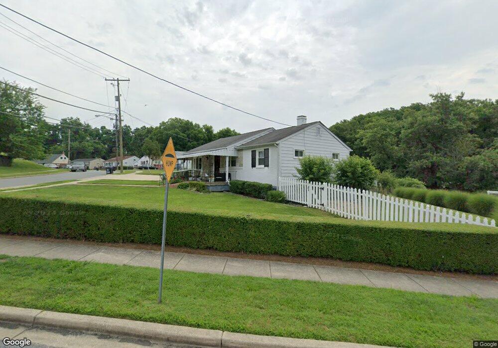 105 Pepper Mill Dr, Capitol Heights, MD 20743 - photo 1