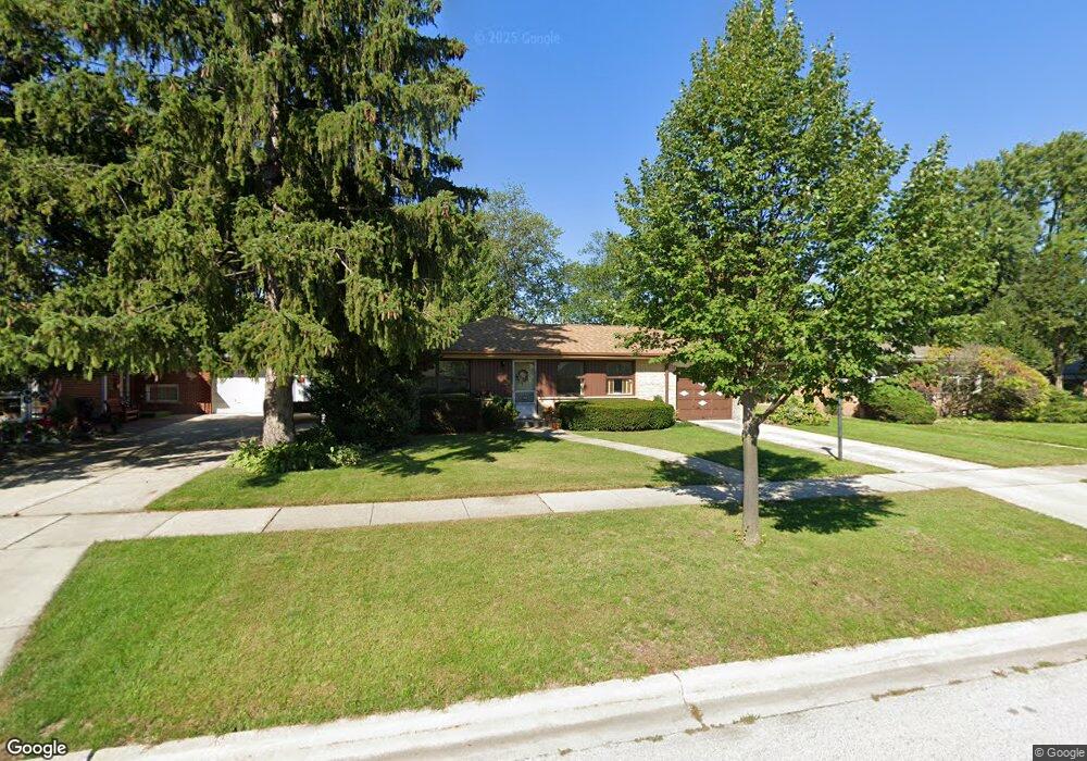 1820 Locust St, Des Plaines, IL 60018 - photo 1