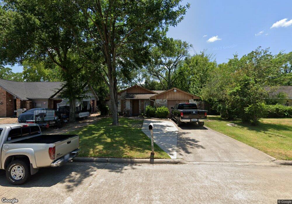 2003 Mosher Ln, Houston, TX 77088 - photo 1