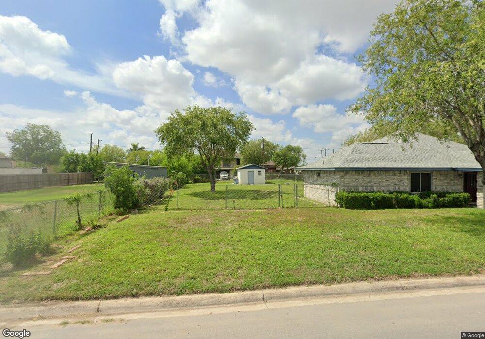 319 W Eller Ave, Pharr, TX 78577 - photo 1