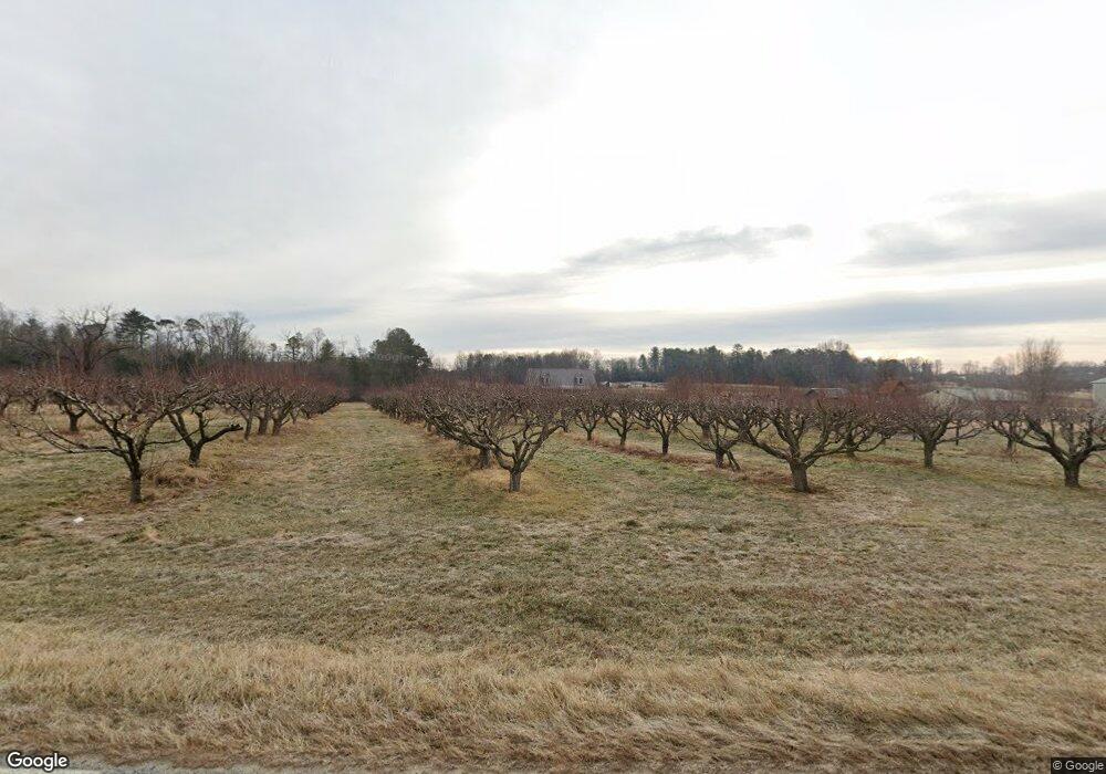 883 Staton Rd, Flat Rock, NC 28731 - photo 1