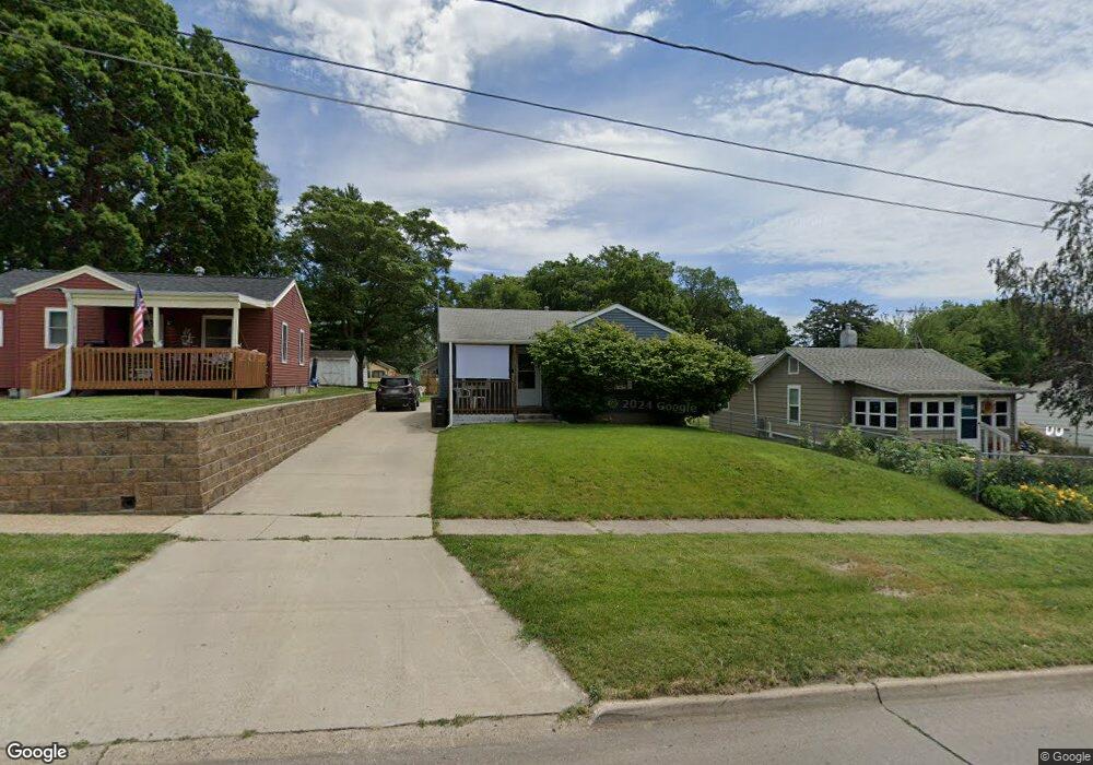 813 E 26th St, Des Moines, IA 50317 - photo 1