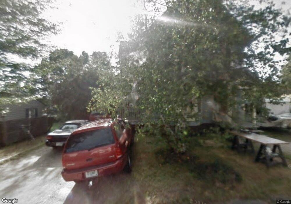 34 Chestnut St, Franklin, NH 03235 - photo 1