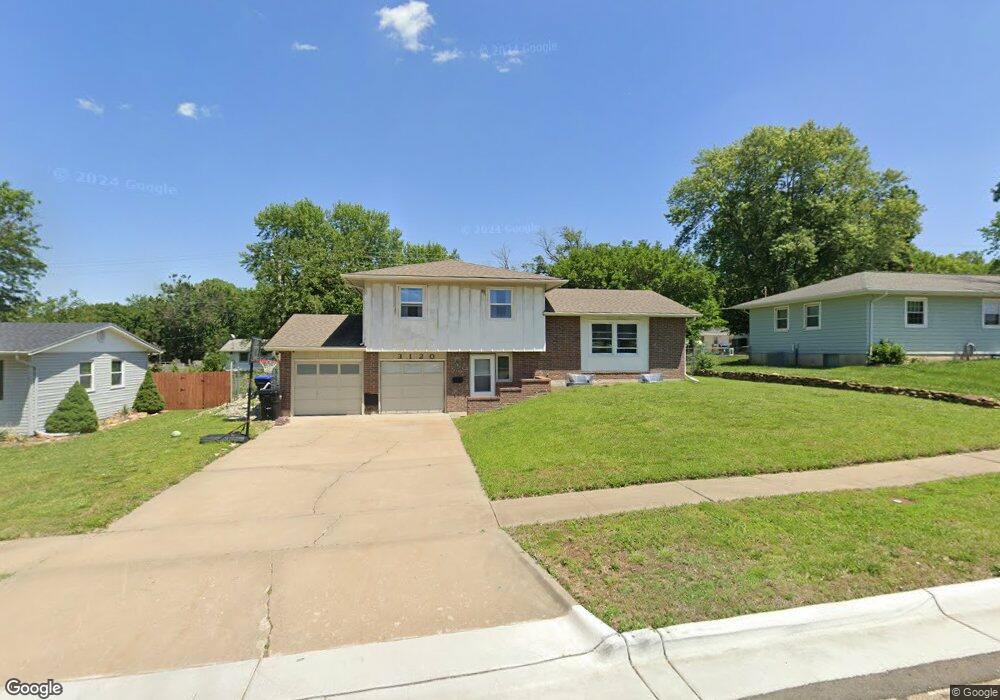 3120 SW Arnold Ave, Topeka, KS 66614 - photo 1