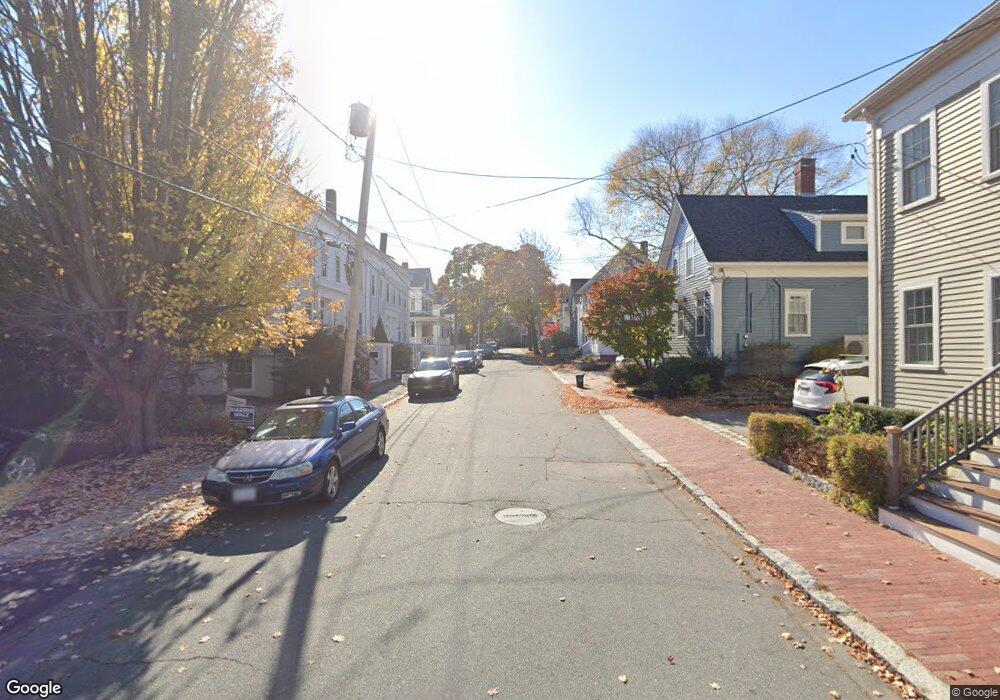 28.5 Charles St, Newburyport, MA 01950 - photo 1