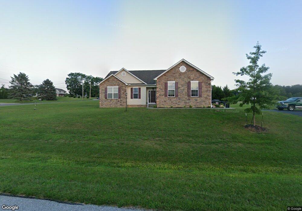 16 Logan Cir, Littlestown, PA 17340 - photo 1