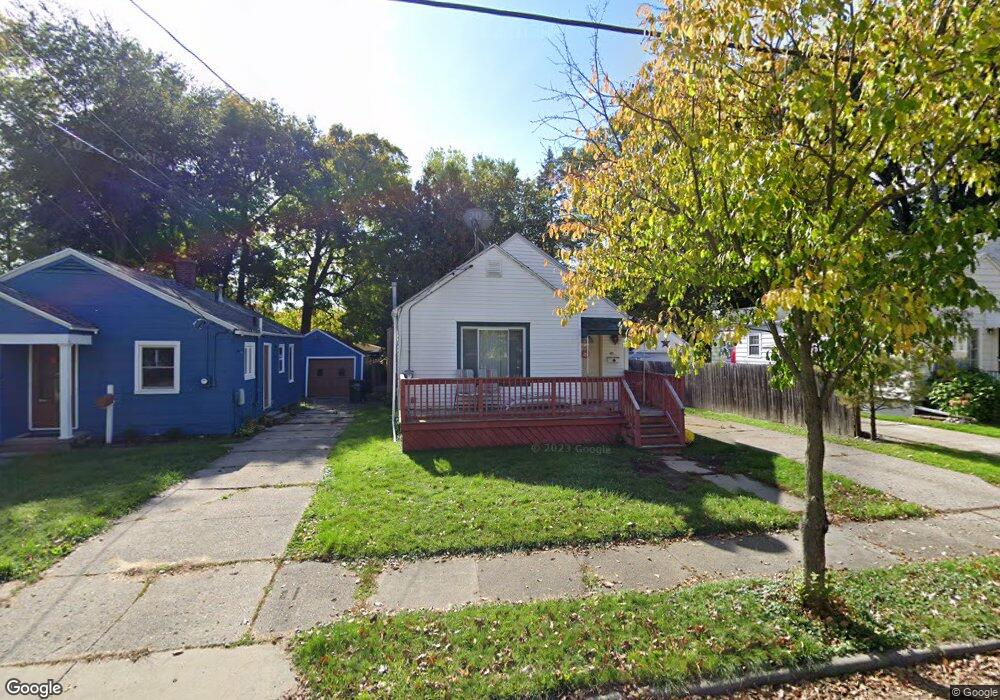 1021 Gordon Ave, Lansing, MI 48910 - photo 1