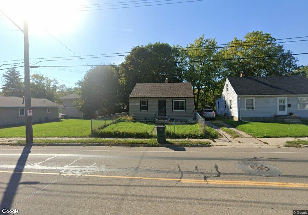 1413 N Martin Luther King jr Blvd, Lansing, MI 48915 - photo 1