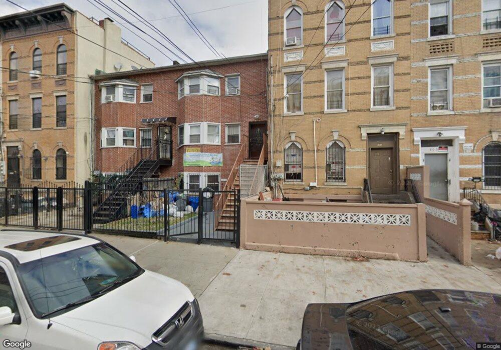 301 Wyona St, Brooklyn, AK 11207 - photo 1