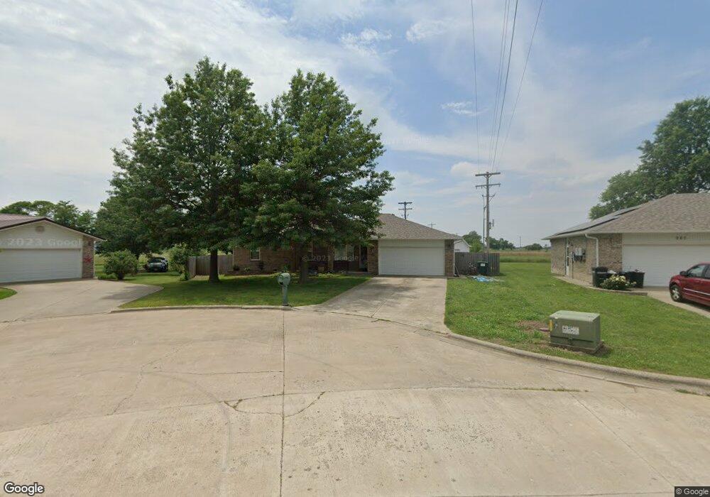 980 S Colony Ave, Bolivar, MO 65613 - photo 1