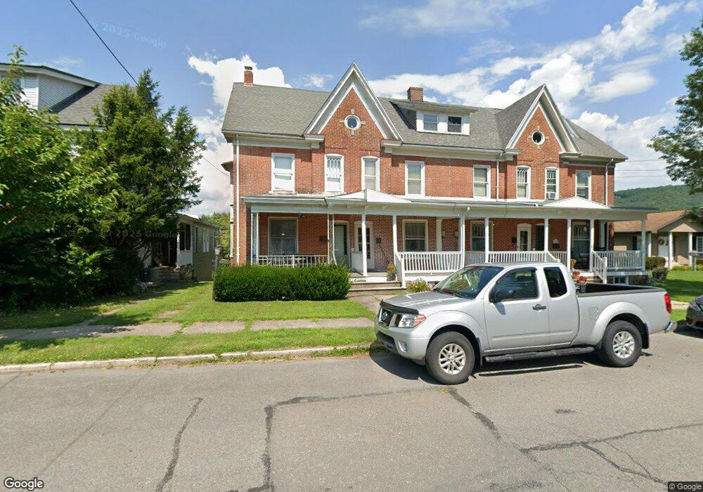 923 Center St, Jim Thorpe, PA 18229 - photo 1