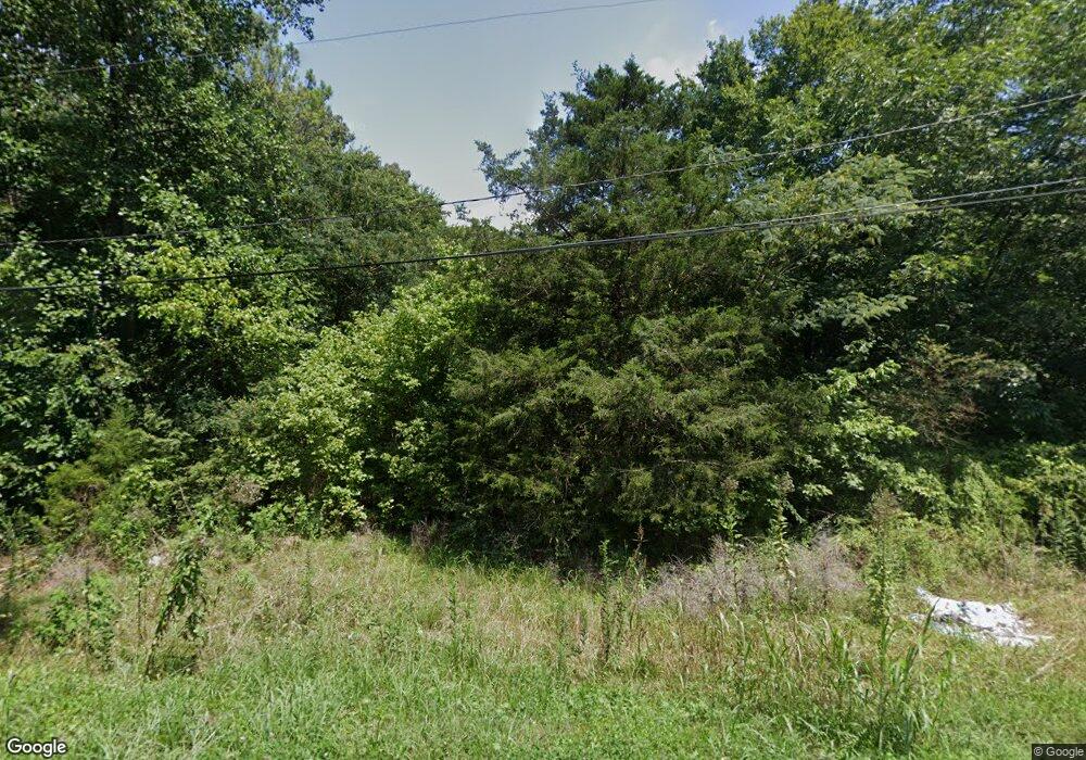 215 Hester Cir, Dalton, GA 30721 - photo 1