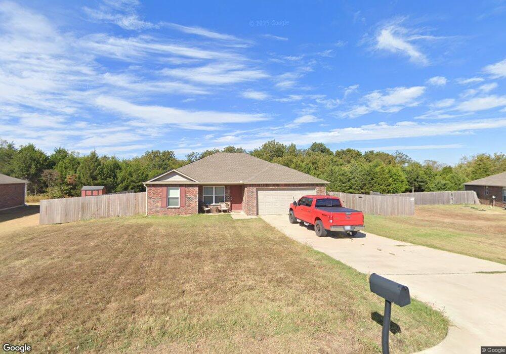 5644 Bent Creek Rd, Shawnee, OK 74804 - photo 1