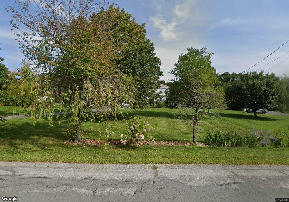 4 Fox Run Rd, Bellingham, MA 02019 - photo 1