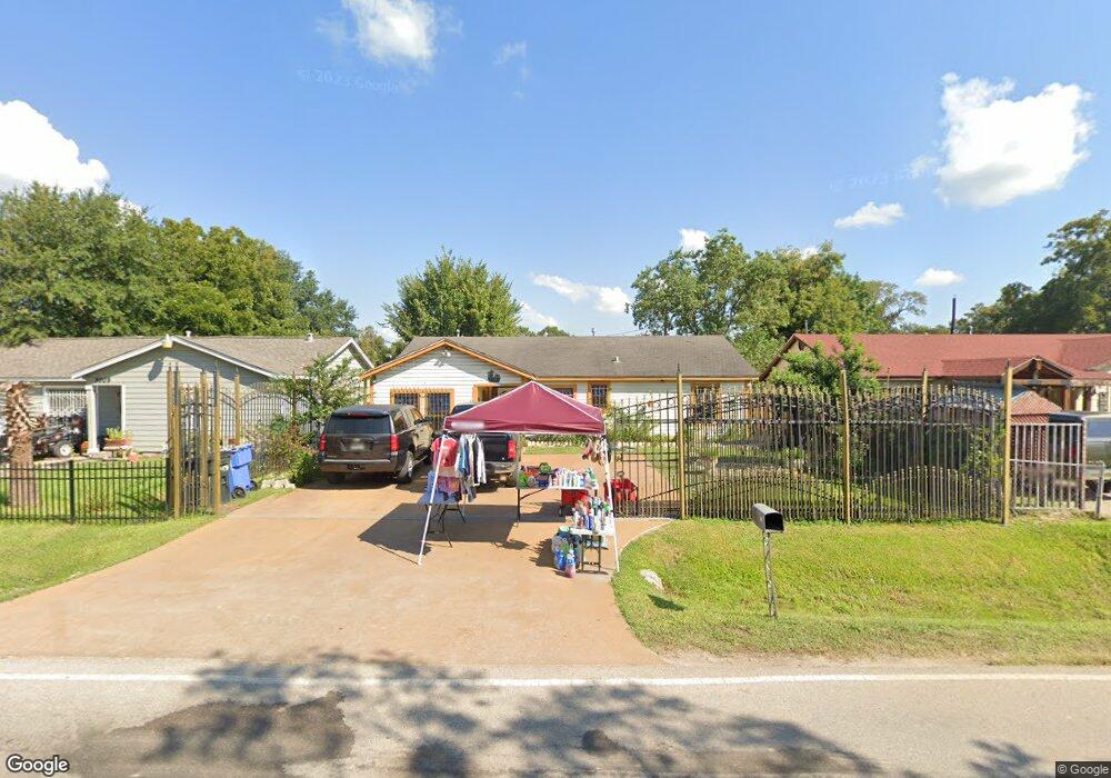 3013 Cedar Hill Ln, Houston, TX 77093 - photo 1