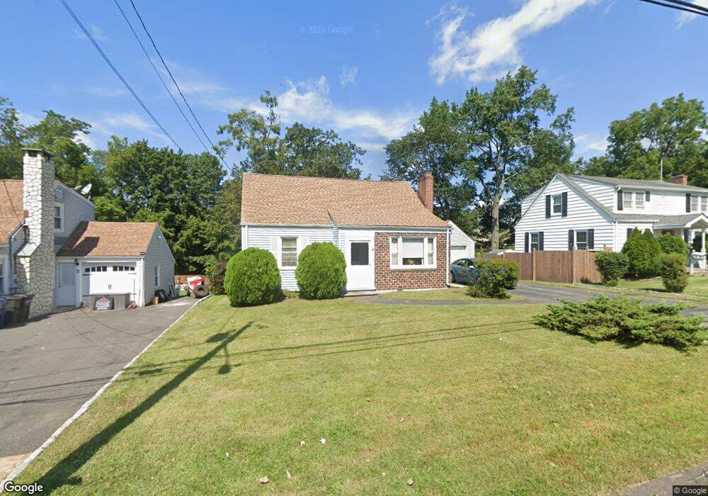 7 Senga Rd, Norwalk, CT 06854 - photo 1