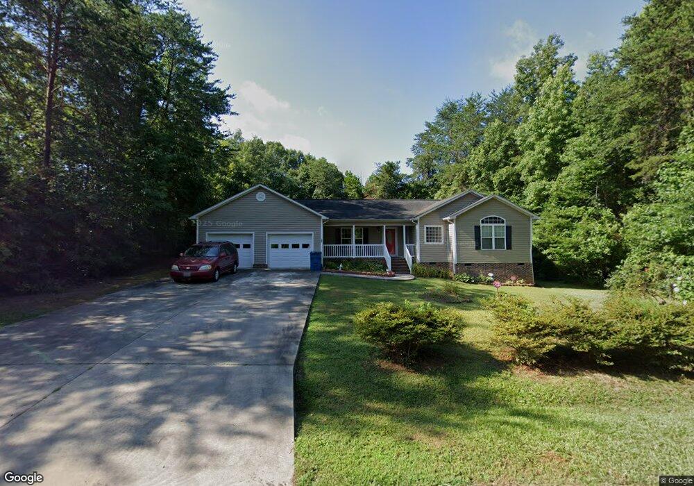 465 Oak St, Ramseur, NC 27316 - photo 1