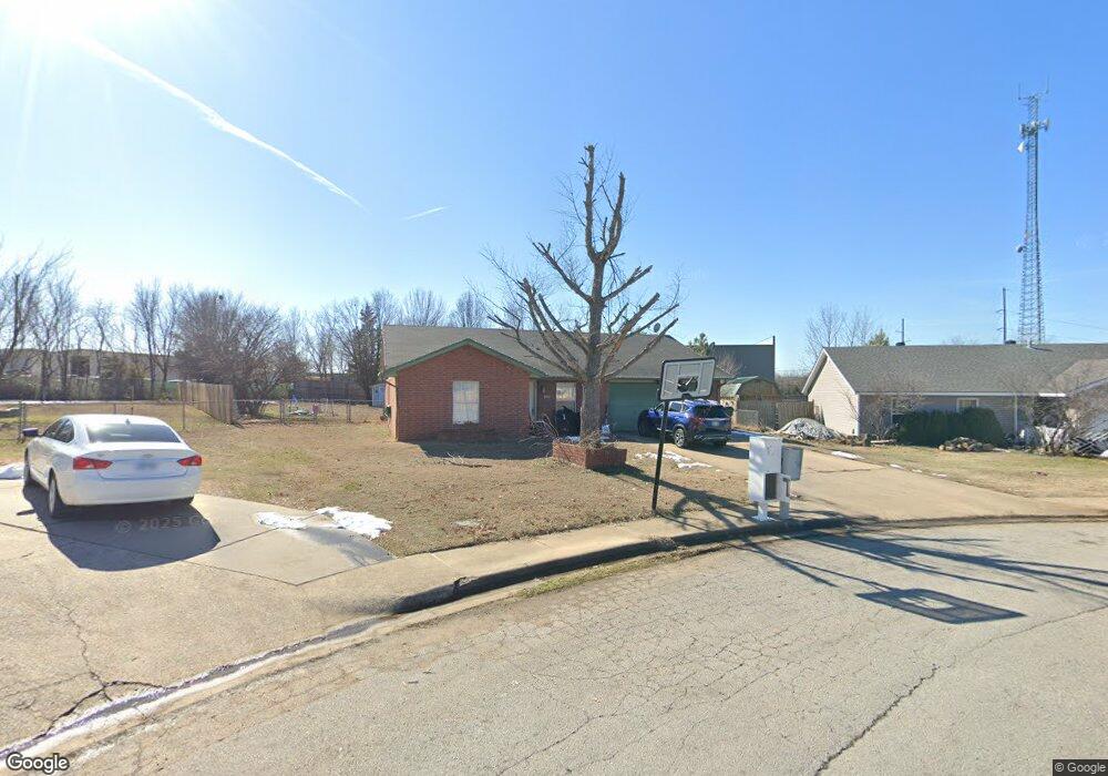 300 E Lilac St, Rogers, AR 72756 - photo 1