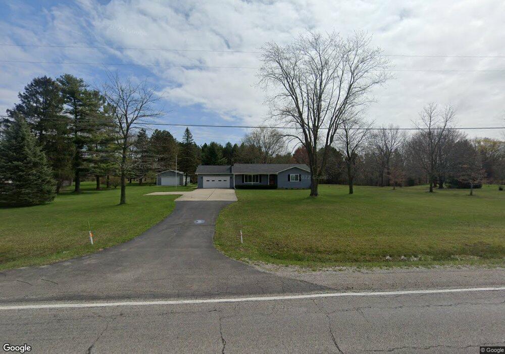 10060 N Linden Rd, Clio, MI 48420 - photo 1
