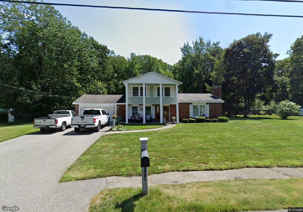 8 Roberts Rd, Wilmington, MA 01887 - photo 1