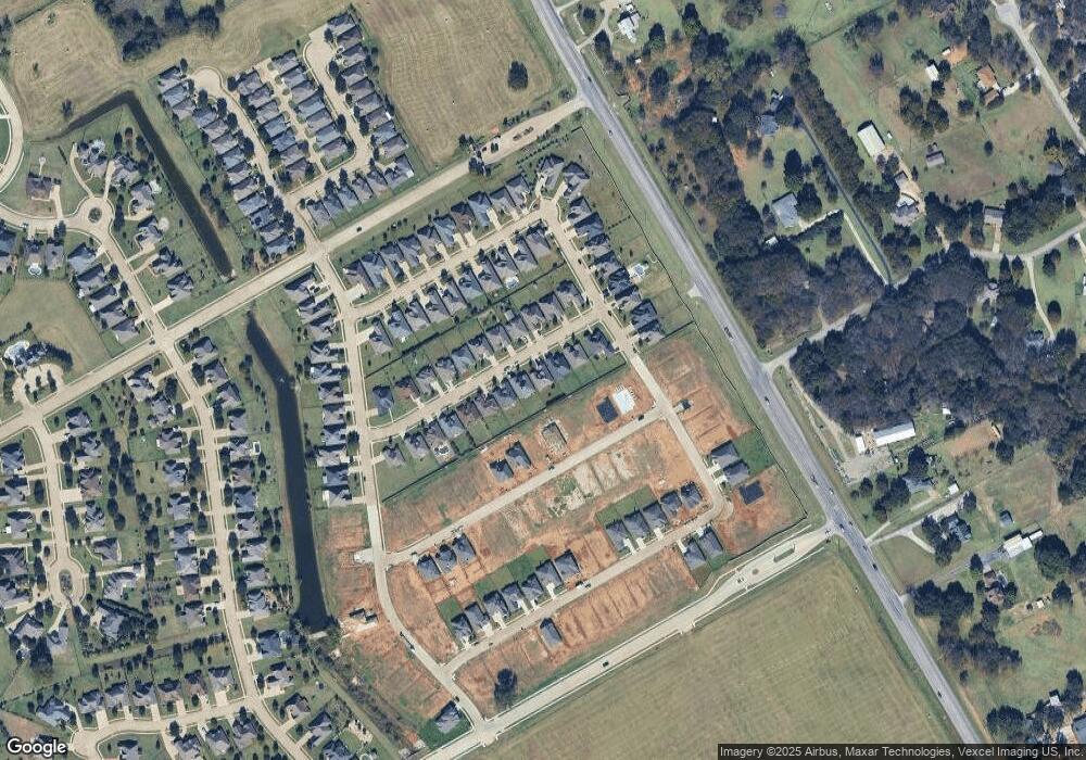 316 Oar Wood Dr, Granbury, TX 76049 - photo 1