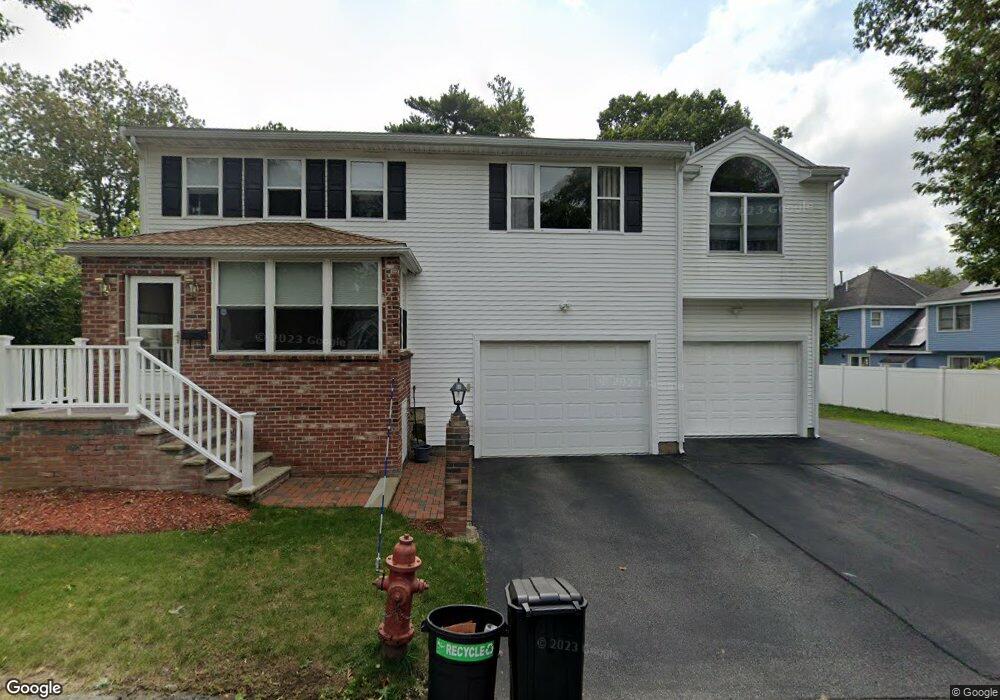 10 Kenwood Ave, Stoneham, MA 02180 - photo 1