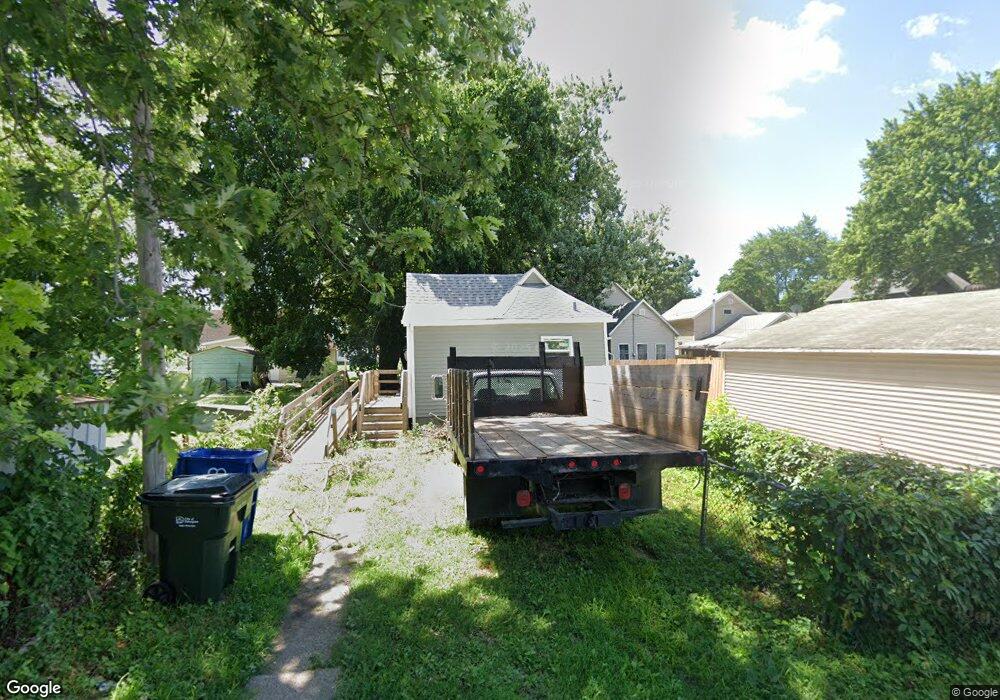 2316 W 2nd St, Davenport, IA 52802 - photo 1