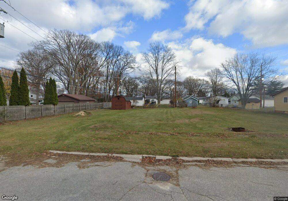 2930 18th Ave, Port Huron, MI 48060 - photo 1