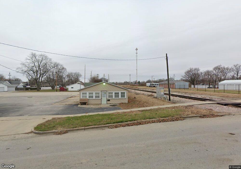 501 S 26th St, Mattoon, IL 61938 - photo 1