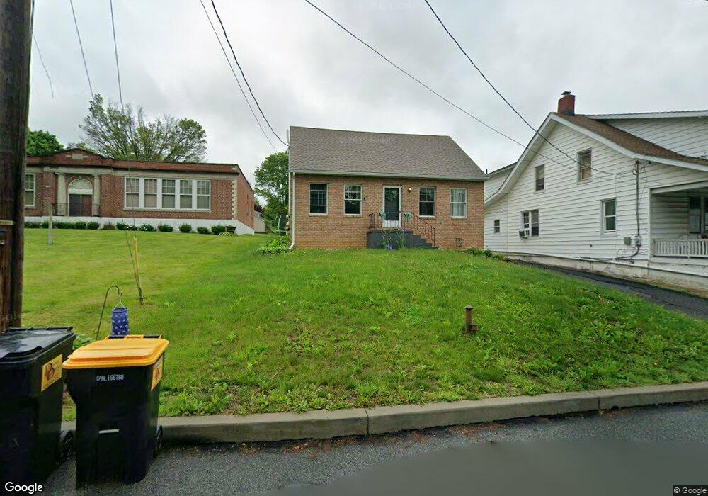 199 W Chestnut St, Bechtelsville, PA 19505 - photo 1