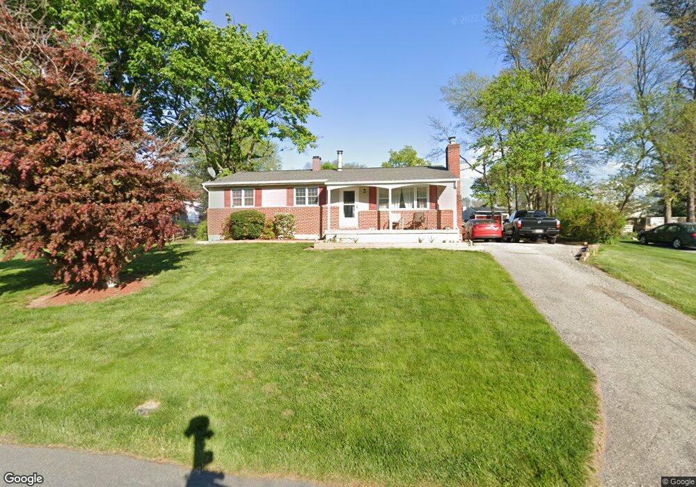 5903 Forest Ct, Sykesville, MD 21784 - photo 1