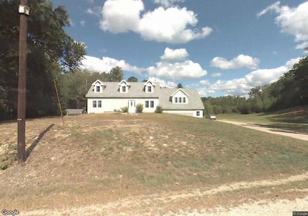 384 Emerson Ave, Hampstead, NH 03841 - photo 1