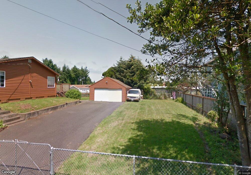 1029 SW 16th St, Lincoln City, OR 97367 - photo 1