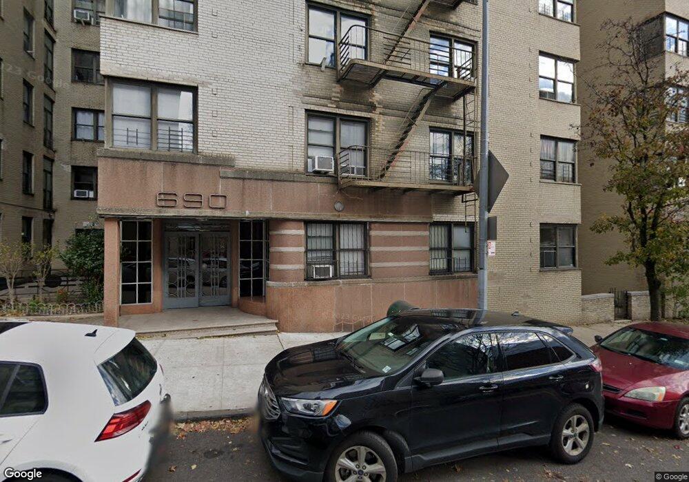 690 Fort Washington Ave unit 5-P, New York, NY 10040 - photo 1
