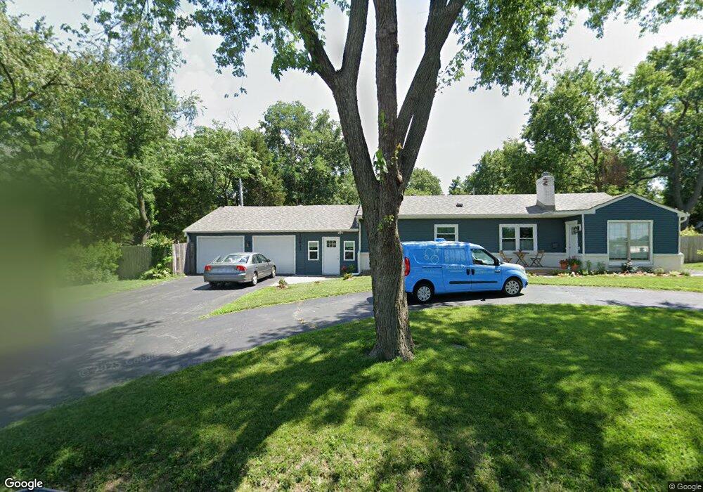 10815 W 64th St, Shawnee, KS 66203 - photo 1