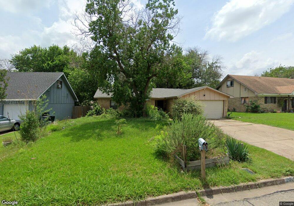 3512 Kenwood St, Waco, TX 76706 - photo 1