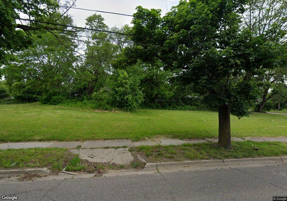 1613 N Franklin Ave, Flint, MI 48506 - photo 1