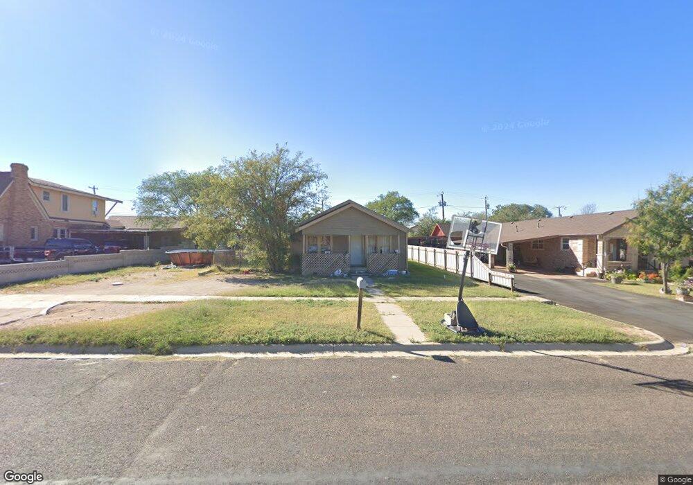 1106 Johnson St, Big Spring, TX 79720 - photo 1