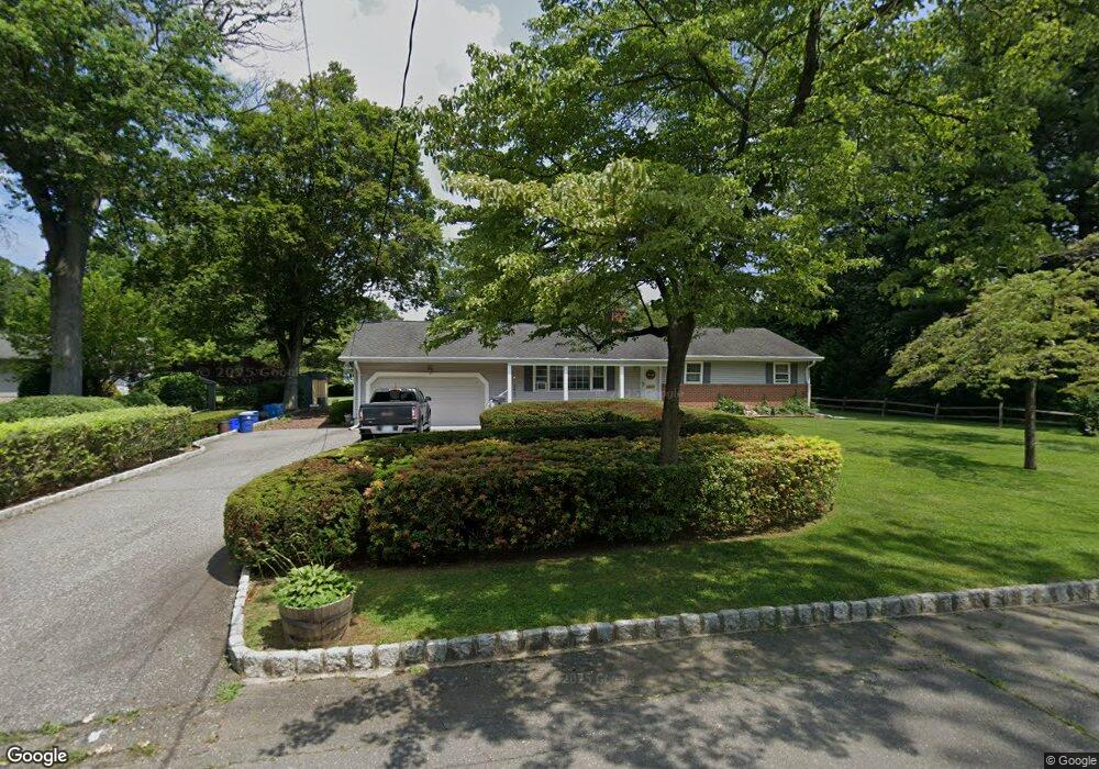 1 Oak Ln, Cranbury, NJ 08512 - photo 1