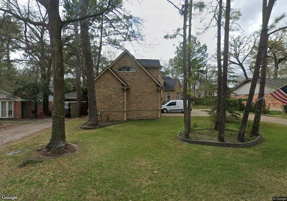827 Wycliffe Dr, Houston, TX 77079 - photo 1