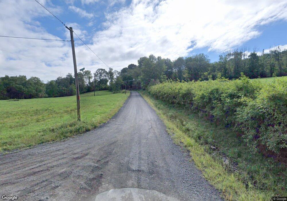 17010 Hilltop Dr, Falls, PA 18615 - photo 1