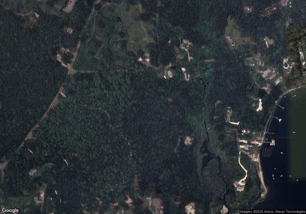 31 Hummock Ln, Cotuit, MA 2635 - photo 1