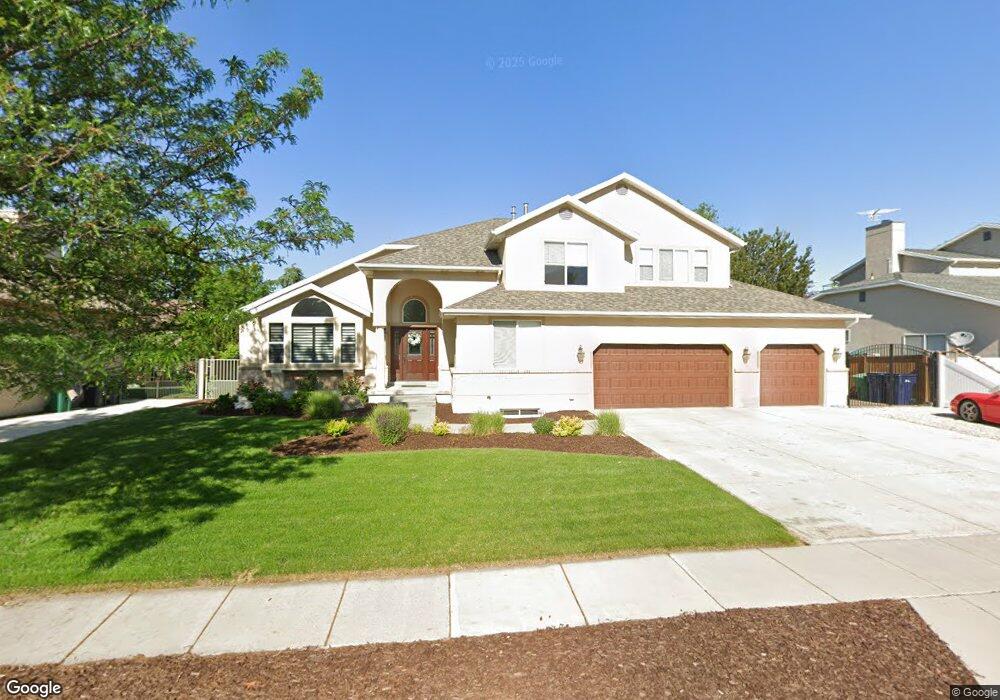 11186 Wyngate Ln, Sandy, UT 84092 - photo 1