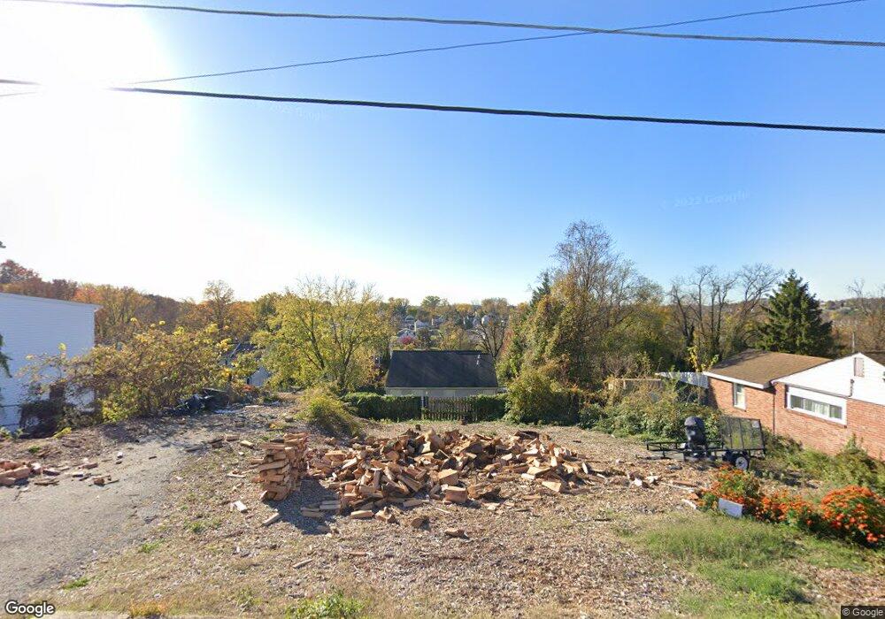 113 Ridge Ave, Halethorpe, MD 21227 - photo 1